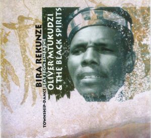 Cover der CD Olivers Mtukudzi and the Black Spirits